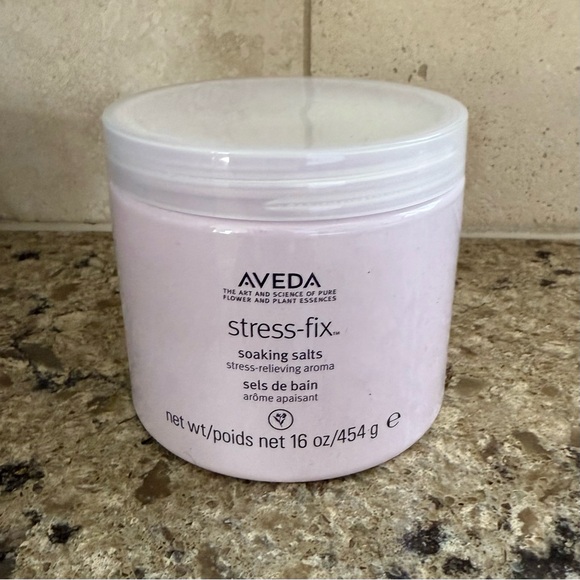 Aveda • Soaking Salts - Picture 3 of 3